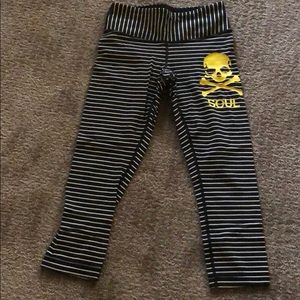 Lulu lemon crop pants